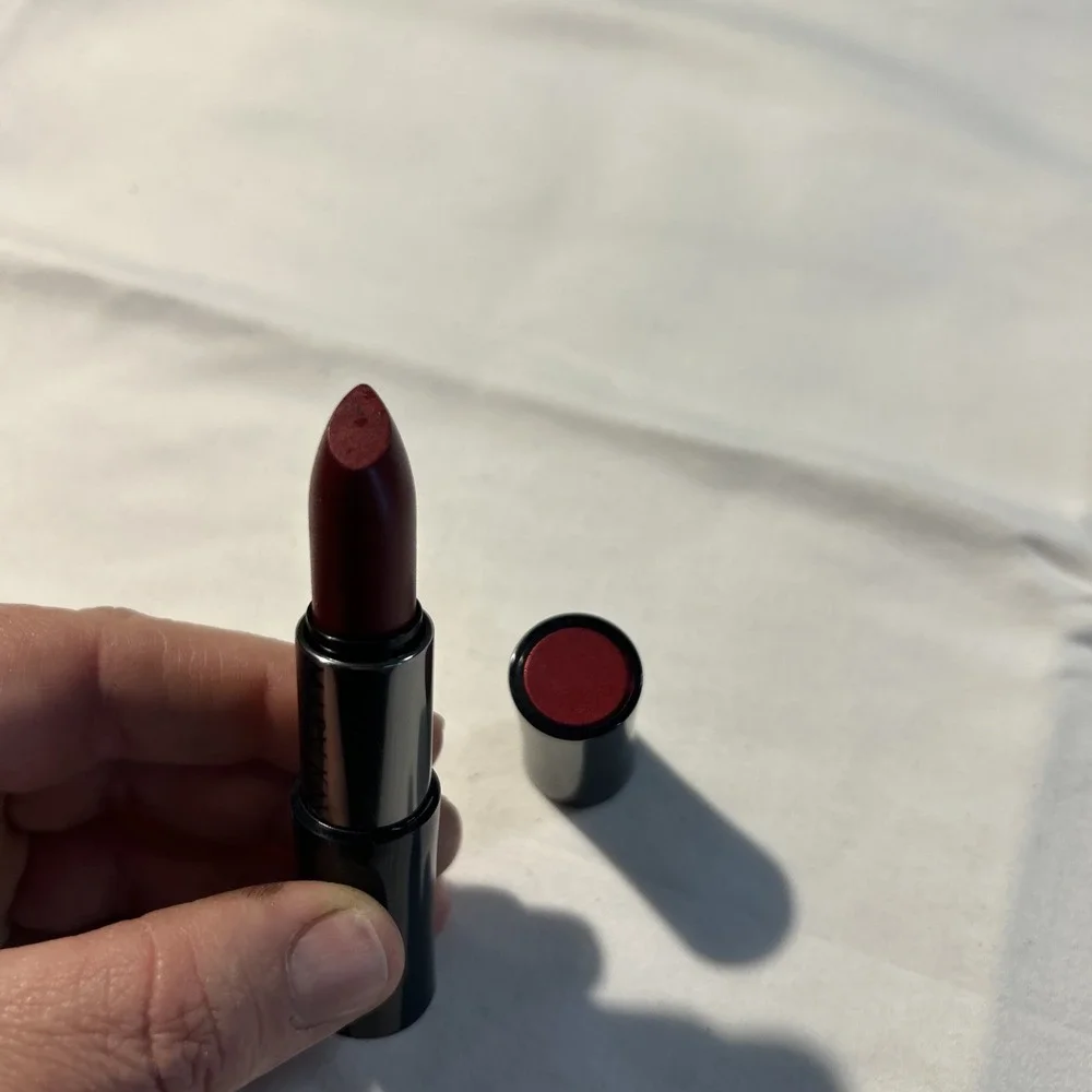 Mary Kay Crème Lipstick Red /Rouge #022850 Discontinued
